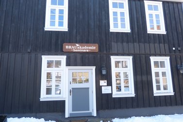 Eingang in die Brauakademie