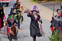 Hexen beim Festumzug 