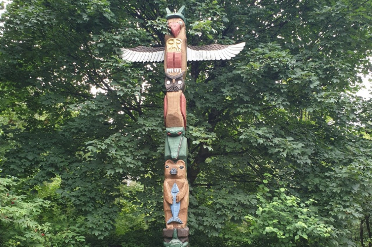 Tier Totem im Weltwald Harz