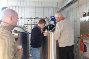 Bierverkostung während einer Führung in der Brauakademie