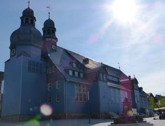 Die blaue Marktkirche in Clausthal-Zellerfeld von außen