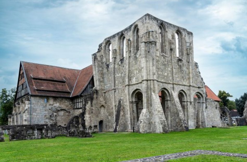 In Walkenried stehen noch alte Klostermauern