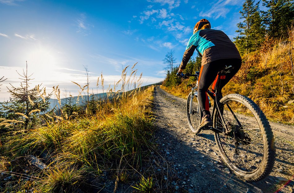 E-Bike über Berge Oberharz