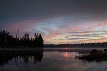 Torfhaus Moor bei spektakulärem Sonnenuntergang
