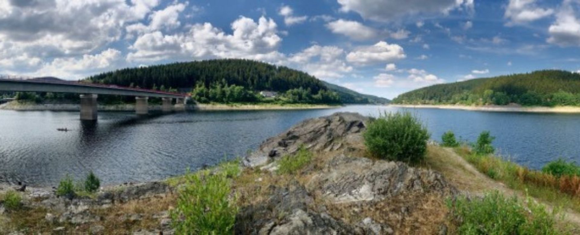 Felsvorsprung an der Okertalsperre 